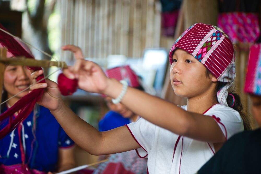Karen women weaving